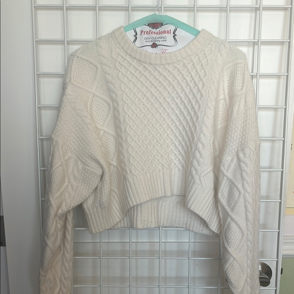 White chunky cropped cable knit detail sweater